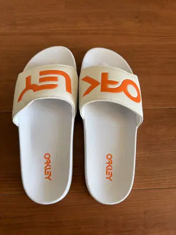 OAKLEY 샌들 화이트/오렌지 사이즈 10