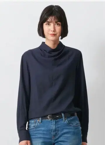 한 번 착용 23구 CANCLINI 드레이프 넥 블라우스 38 네이비 울