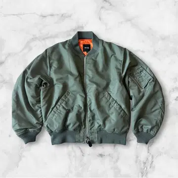 새상품급 MA-1 플라이트 자켓 올리브 그린 BEAMS