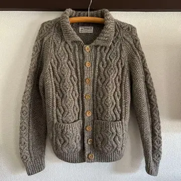 INVERALLAN 그레이 케이블 니트 가디건