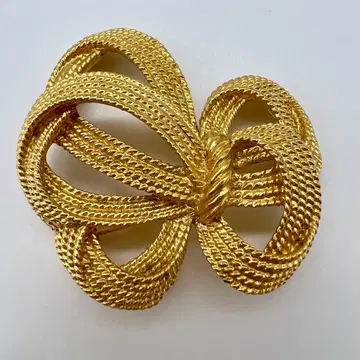 트리파리 골드 매듭 디자인 브로치