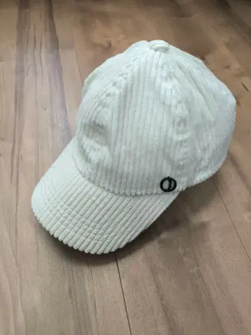 Chapeau d'O 코듀로이 캡 화이트