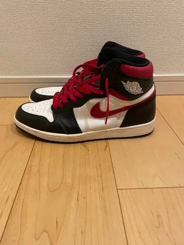 AJ1 조던1 OG 레드 블랙 화이트