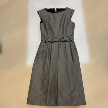 FOXEY 프론트 리본 슬리브리스 원피스 33691-AOFE27M 38