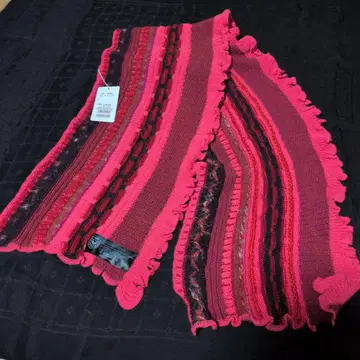 스트라이프 디자인 니트 머플러 핑크 계열