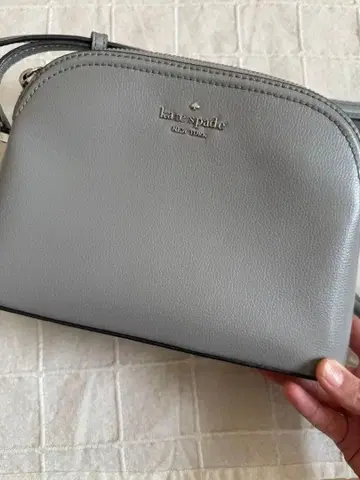 케이트 스페이드 그레이 숄더백