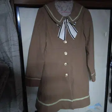 Amavel 브라운 롱 코트