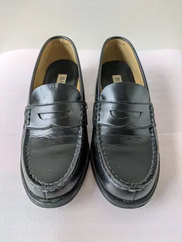 HARUTA 블랙 가죽 로퍼