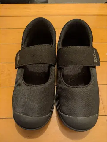 문스타 810s 벨테듀 스니커즈