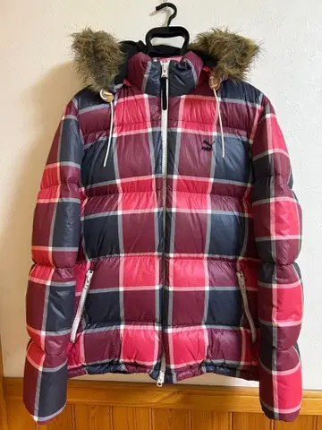 PUMA 남성용 체크 무늬 다운 자켓