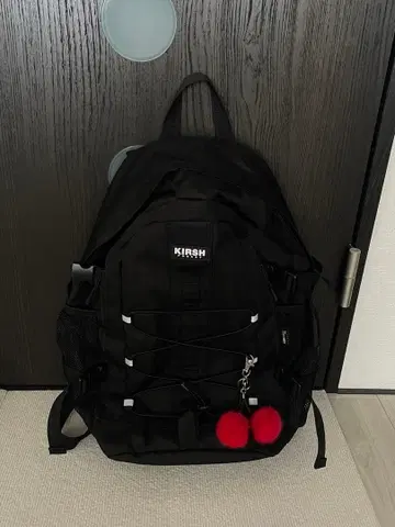 KIRSH 블랙 나일론 백팩 폼폼 포함 (가격 인하 NG)
