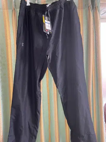 언더아머 블랙 남성 바지 택 포함 새상품