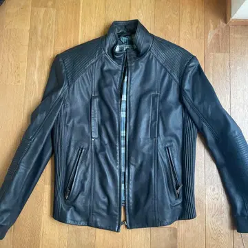 블랙 가죽 자켓