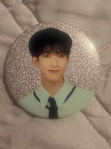 캔뱃지 DK 도겸 holiday SEVENTEEN