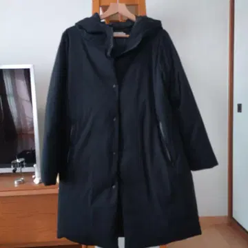 DANSKIN 후드 부착 롱 기장 다운 코트 블랙