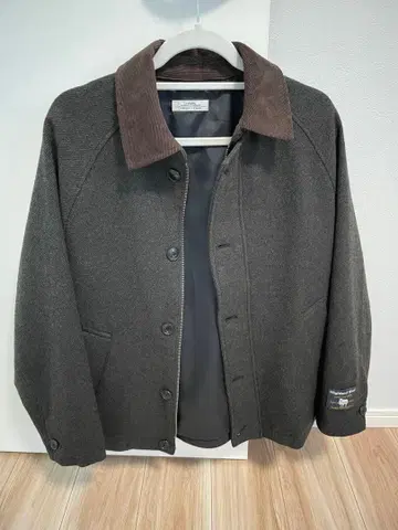 컨디션 최상 하이랜드 울 헌팅 자켓 저널 스탠다드 리룸