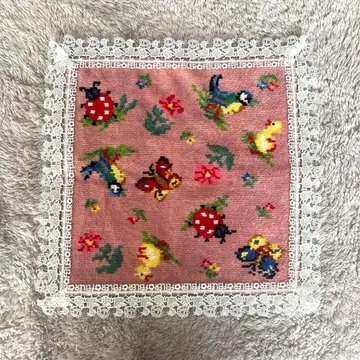 미사용 새상품 페이러 근자와 레이스 하이디 손수건