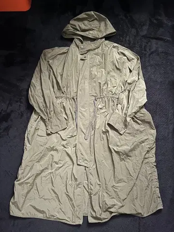 MACPHEE 후드 부착 롱 코트 올리브 그린