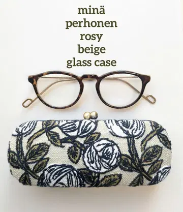 미나 페르호넨 rosy beige 안경 케이스 CLASKA