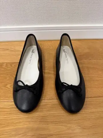 오리엔탈 트래픽 펌프스 사이즈 39 (24.5cm)