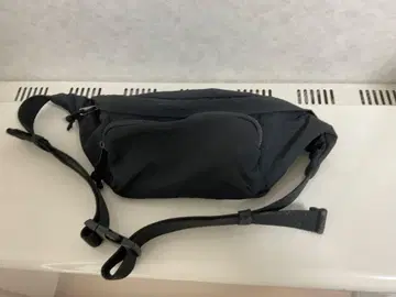블랙 바디백 웨스트 파우치 숄더백