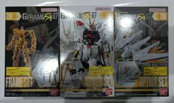 G 프레임 FA07 마이티 스트라이크 프리덤 건담 & 프라우드 디펜더