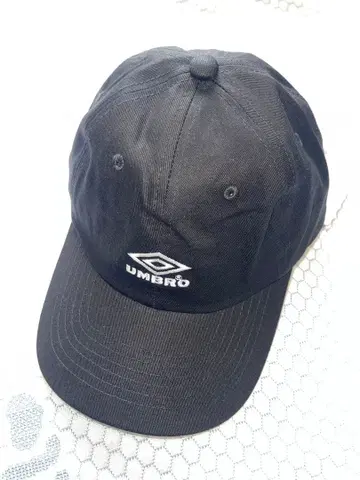 UMBRO 미사용 새상품 블랙 캡 프리 사이즈