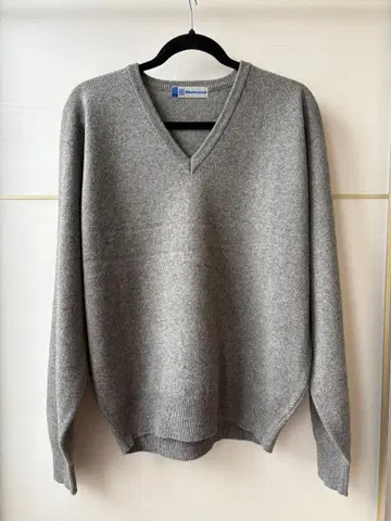 07_Abahouse 그레이 V넥 스웨터
