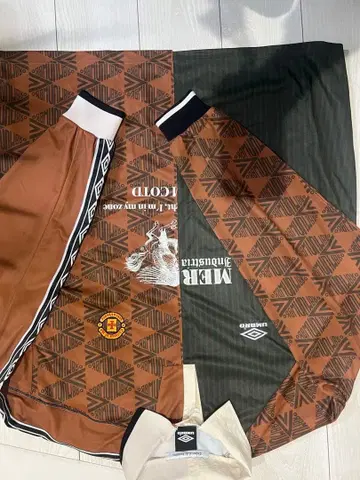 새상품급 Children of the discordance x UMBRO