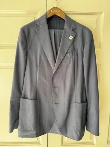 라르디니 네이비 셋업 패커블