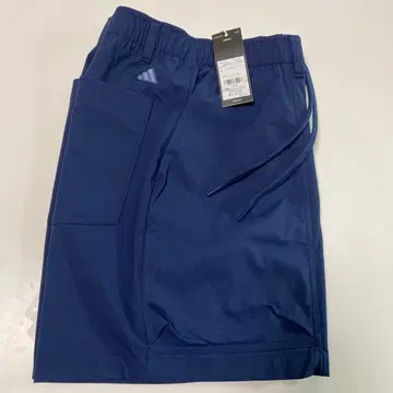 11월 한정판 [ 미사용 새상품 ] 아디다스 골프 숏팬츠 네이비
