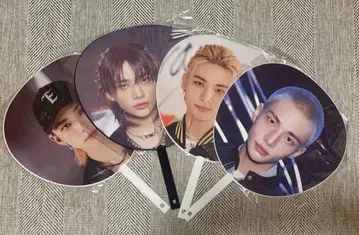 스키즈 Stray Kids 부채 현진 4장