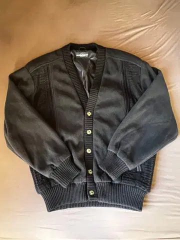 armani bassini 블랙 가디건 L 사이즈