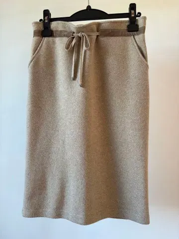 HAND 핸드 그레이지 니트 스커트 허리 리본 포함