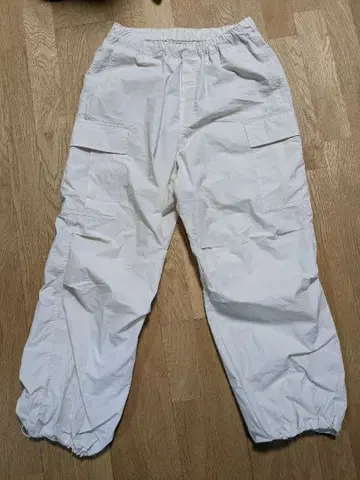 화이트 카고 팬츠 사이즈 F