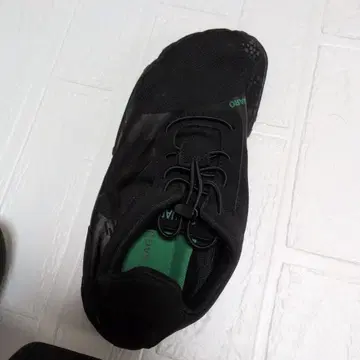 SAGUARO 트레일 러닝화 블랙