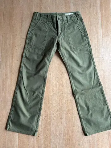 미사용 새상품 로니 스코츠 구매 카키 팬츠