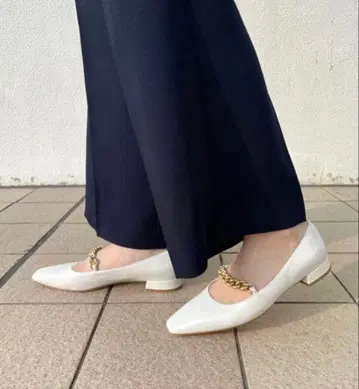 화이트 스틸레토 로퍼 23cm 파비오 루스코니