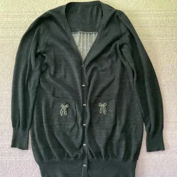 리본 버튼 프랑슈리페 가디건 블랙 라메