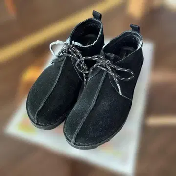 CLARKS Desert Trek GTX 블랙 UK8