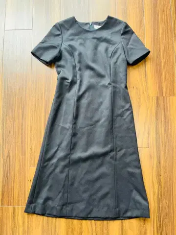 [ 수험 ] 맘에무아 무릎 기장 원피스 네이비 사이즈 36