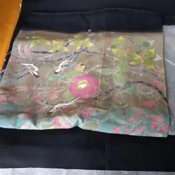 카가 유젠 백관화봉 순수 실크 블랙 토메소데 꽃과 새 무늬 기모노