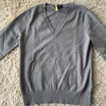Theory 그레이 V넥 긴팔 스웨터
