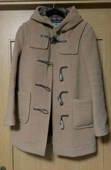 LONDON TRADITION 베이지 더플 코트