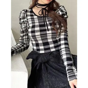 RESEXXY 초커 디자인 니트탑