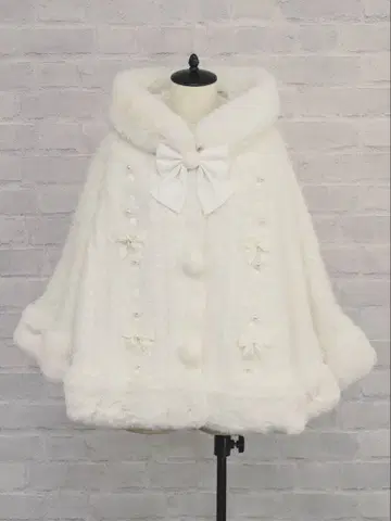 Amavel 하트 케이블 짜임 니트 판초