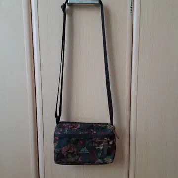 GREGORY 꽃무늬 숄더백