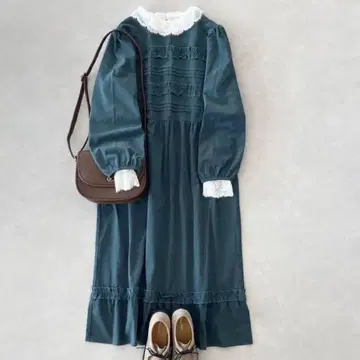 에카 소포 프릴 원피스