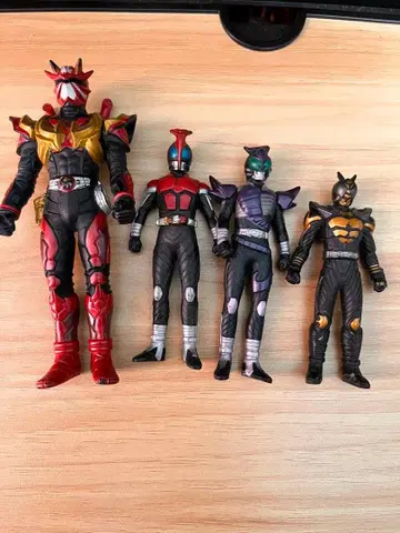 가면라이더 미니 소프트 비닐 4체 세트 가부토 시리즈, 히비키