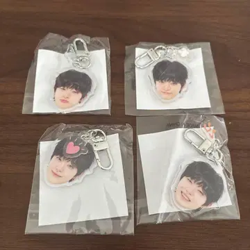 아크릴 키링 지훈